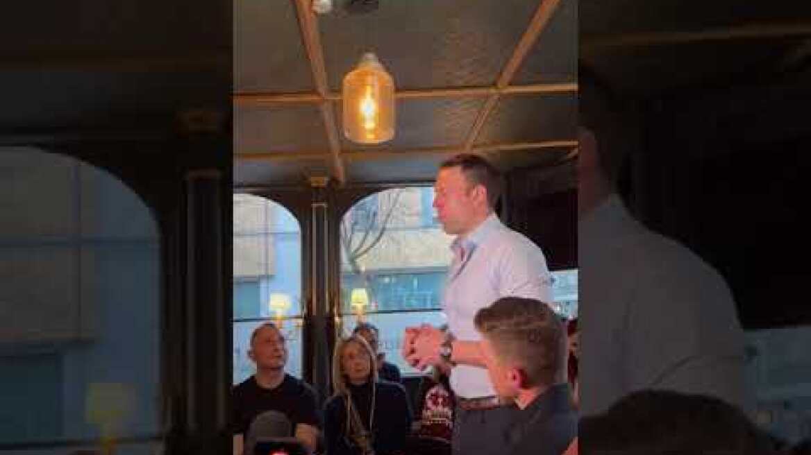 Μήνυμα Κασσελάκη από Λονδίνο