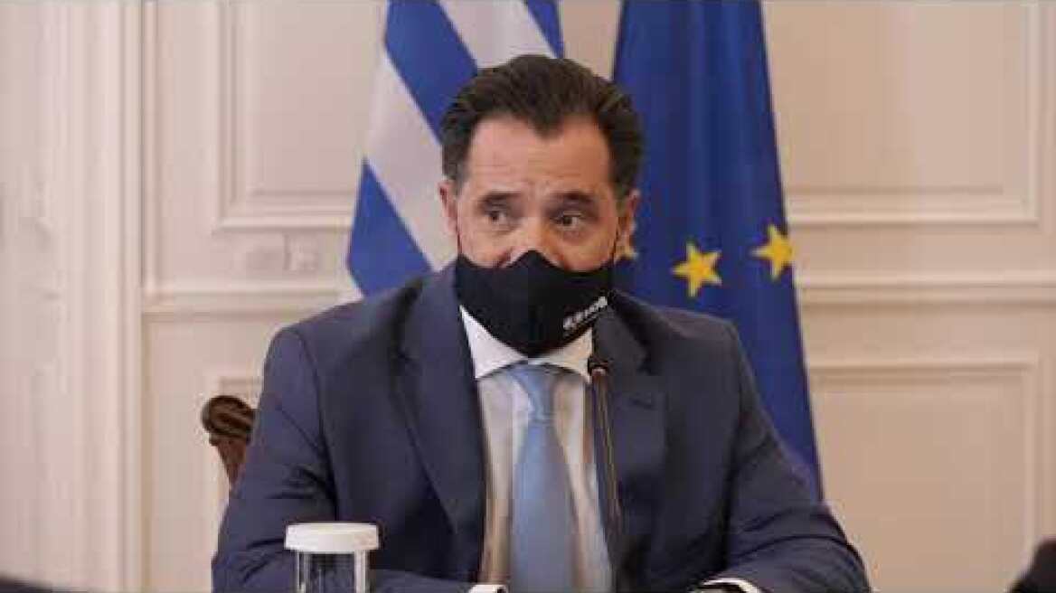 Συνάντηση Μητσοτάκη με εκπροσώπους τουριστικών επιχειρήσεων