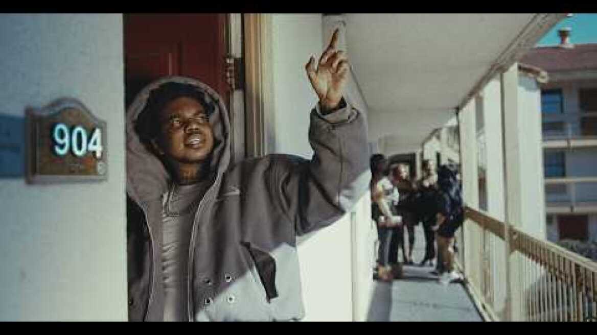 Lil Poppa - Out Of Town Bae (Official Music Video)