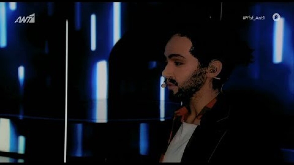 Η Τάνια Μπρεάζου ως Χρήστος Μάστορας (Your Face Sounds Familiar 6: 4ο Live - 08.03.2020)