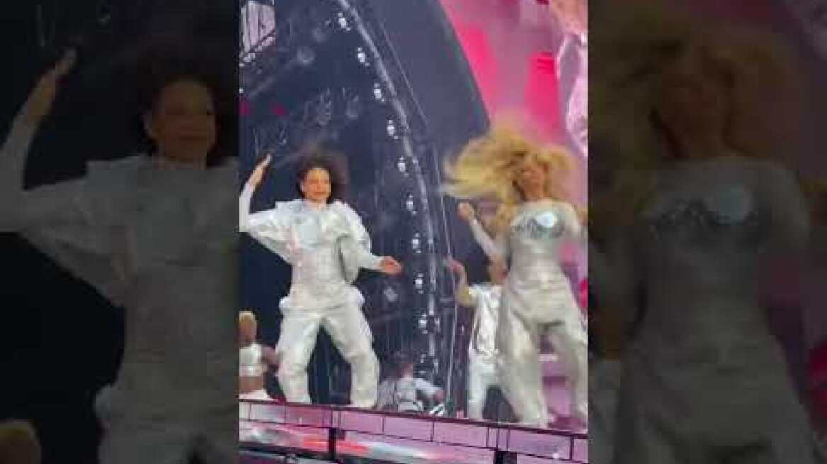 Blue Ivy Gets On Stage To Perform "My Power" with Beyoncé