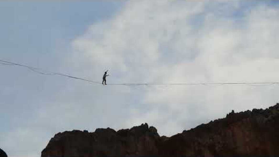 Slackline στο Αγιοφάραγγο