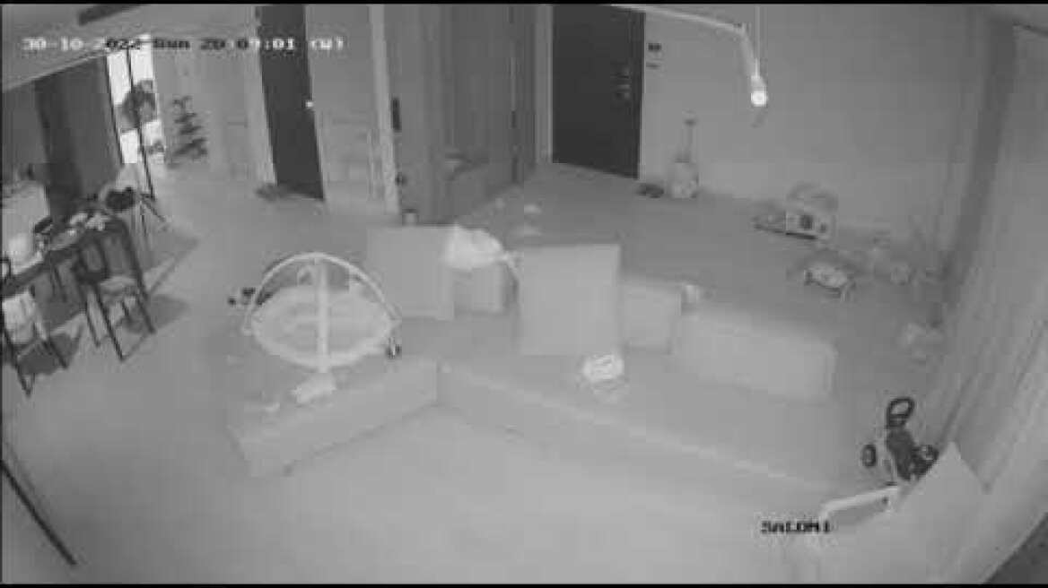 Διαρρήκτες ξάφρισαν σε δύο λεπτά μεζονέτα στη Θέρμη