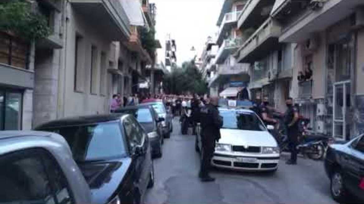 Πετράλωνα επιχείρηση 1