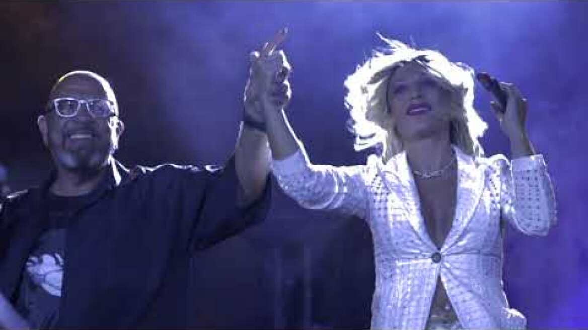 Βασιλικη τον ερωτα ! Γιαννης Ζουγανέλης - Μαρια Καρλάκη Live στο Drive in στη Γλυφαδα 2020