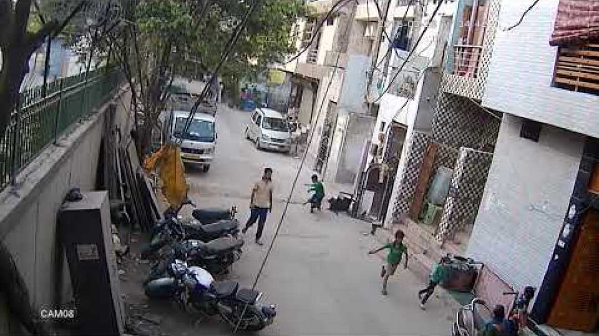 Pitbull attack cctv footage uttam nagar new delhi