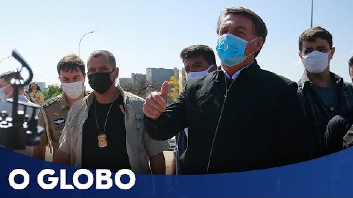 Bolsonaro ameaça repórter após ser perguntado sobre depósitos a Michelle