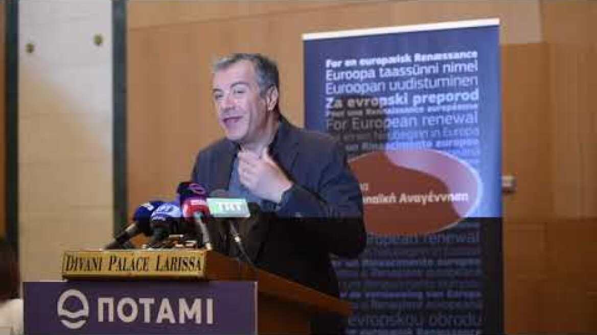 Συνέντευξη Τύπου σε δημοσιογράφους στη Λαρισα