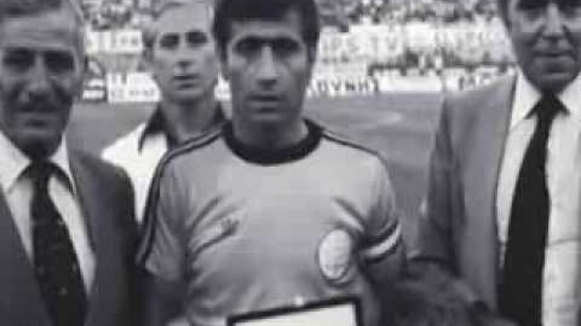 Μίμης Παπαιωάννου "ΑΦΙΕΡΩΜΑ".