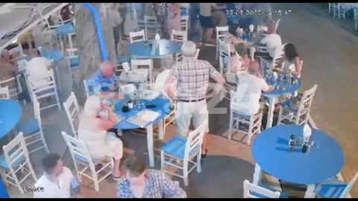 Κρήτη: Έσωσε πελάτη που πνίγηκε από ένα κομμάτι... πεπόνι