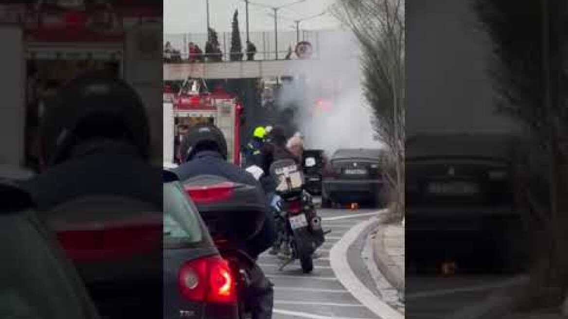 Φωτιά σε αυτοκίνητο στην εθνική