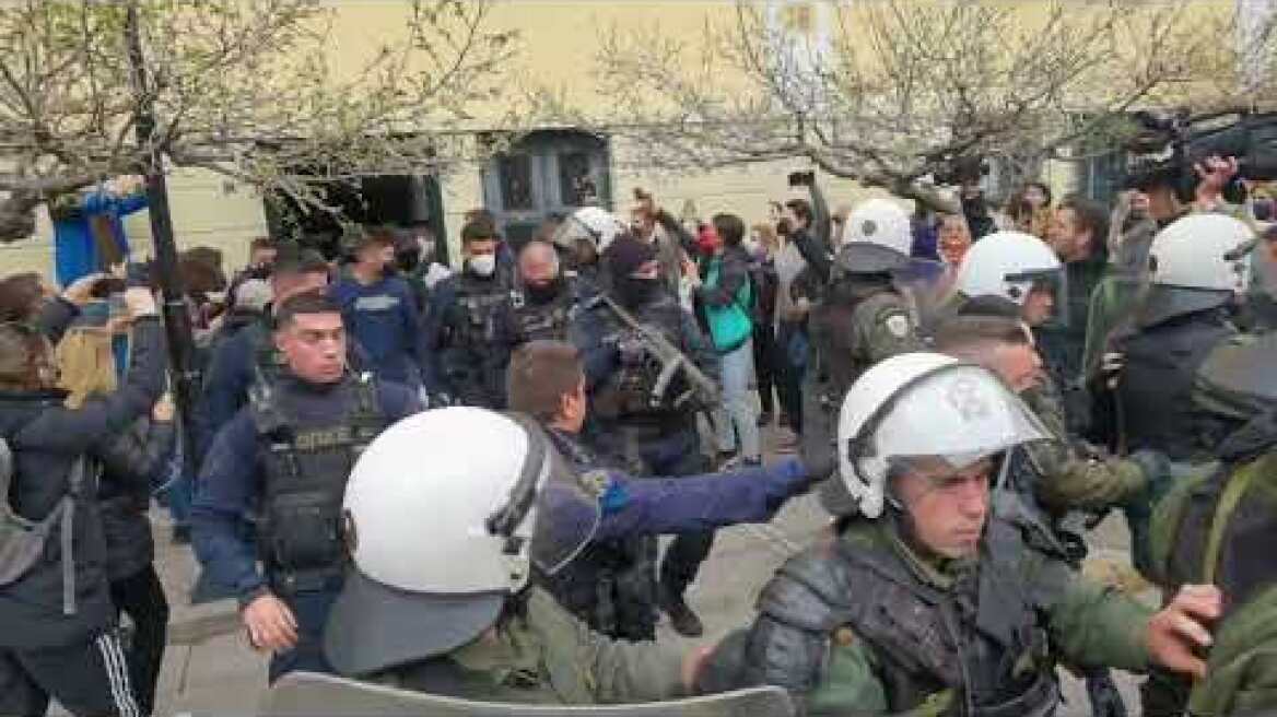 Βίντεο Ευελπίδων Ρούλα Πισπιρίγκου 2