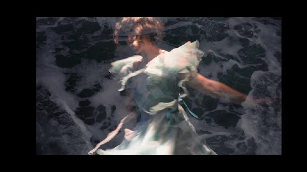 Η Παυσίλυπος Χώρα της Αλισά // Trailer