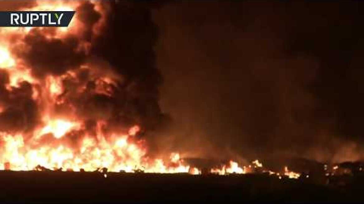 Moment of fatal pipeline explosion in Mexico (WARNING: DISTURBING)