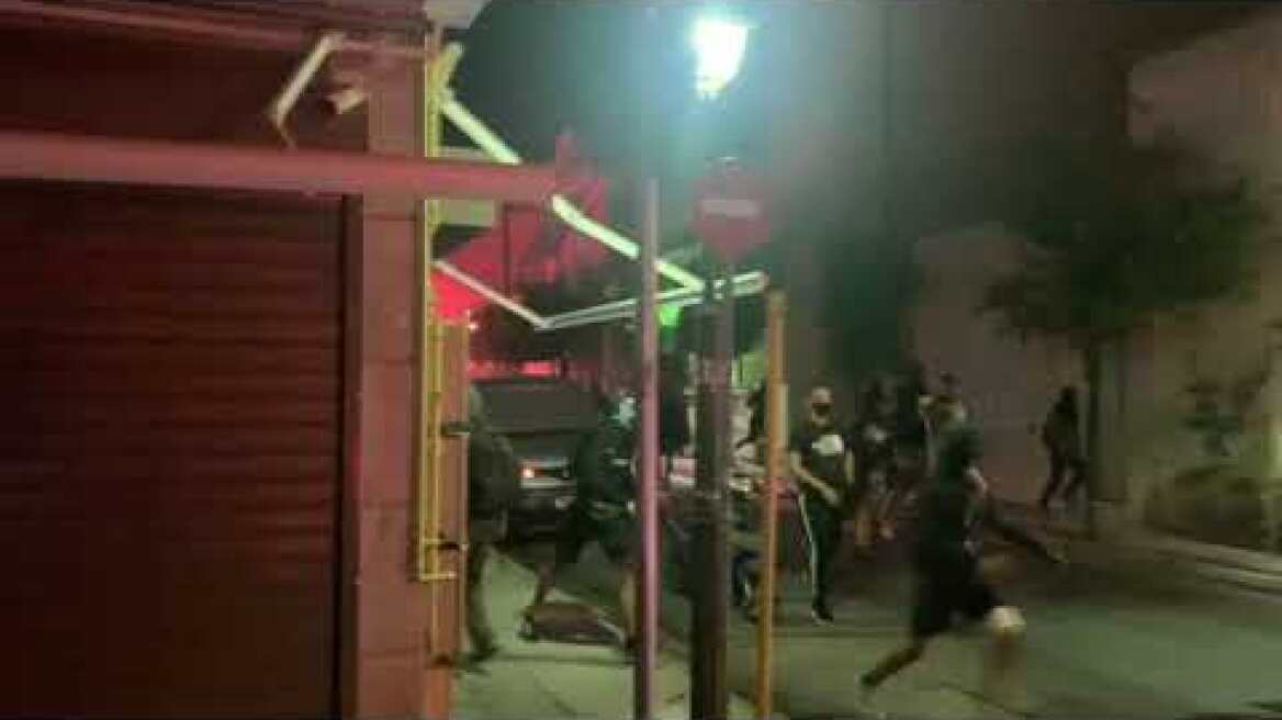 Επεισόδια ανάμεσα σε αντιεξουσιαστές και ΜΑΤ (1)