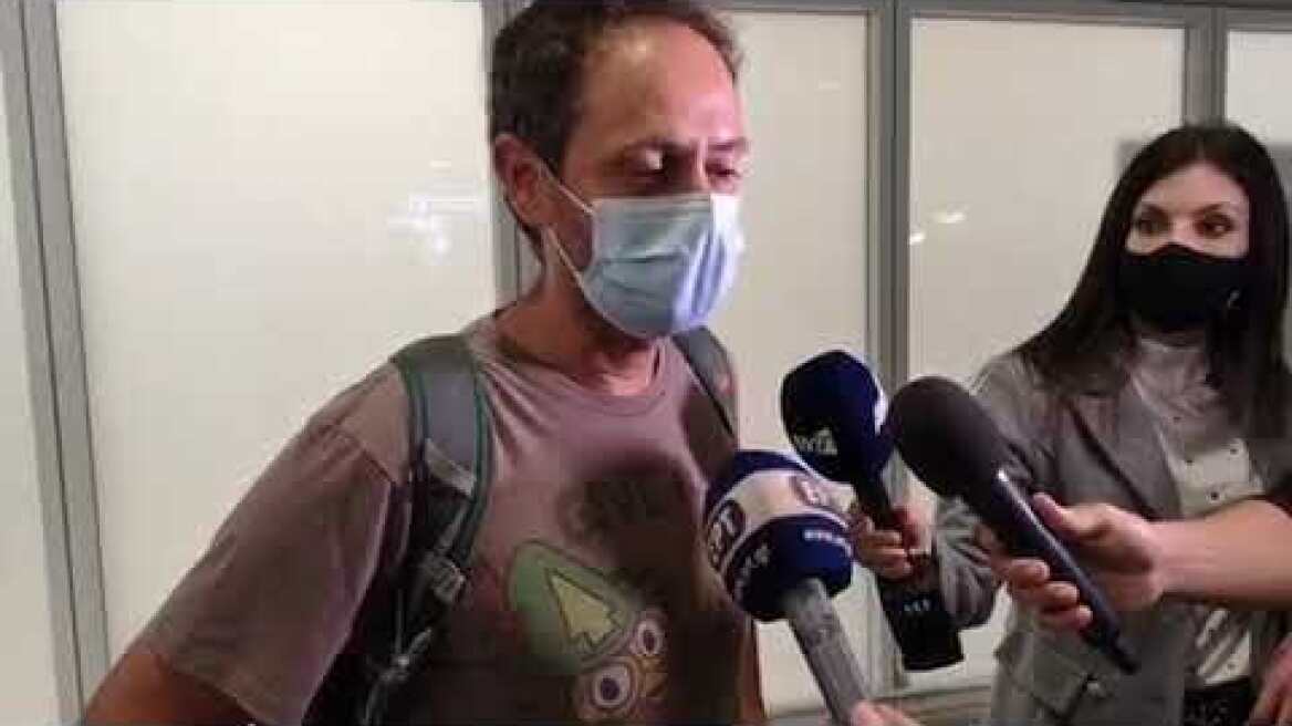 Eπιστροφή έλληνα από Ντουμπάϊ (2)