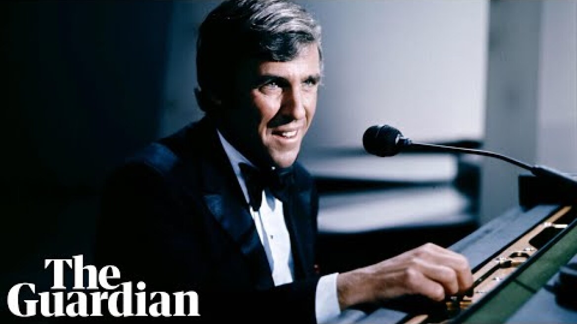 Burt Bacharach plays some of his best-loved songs