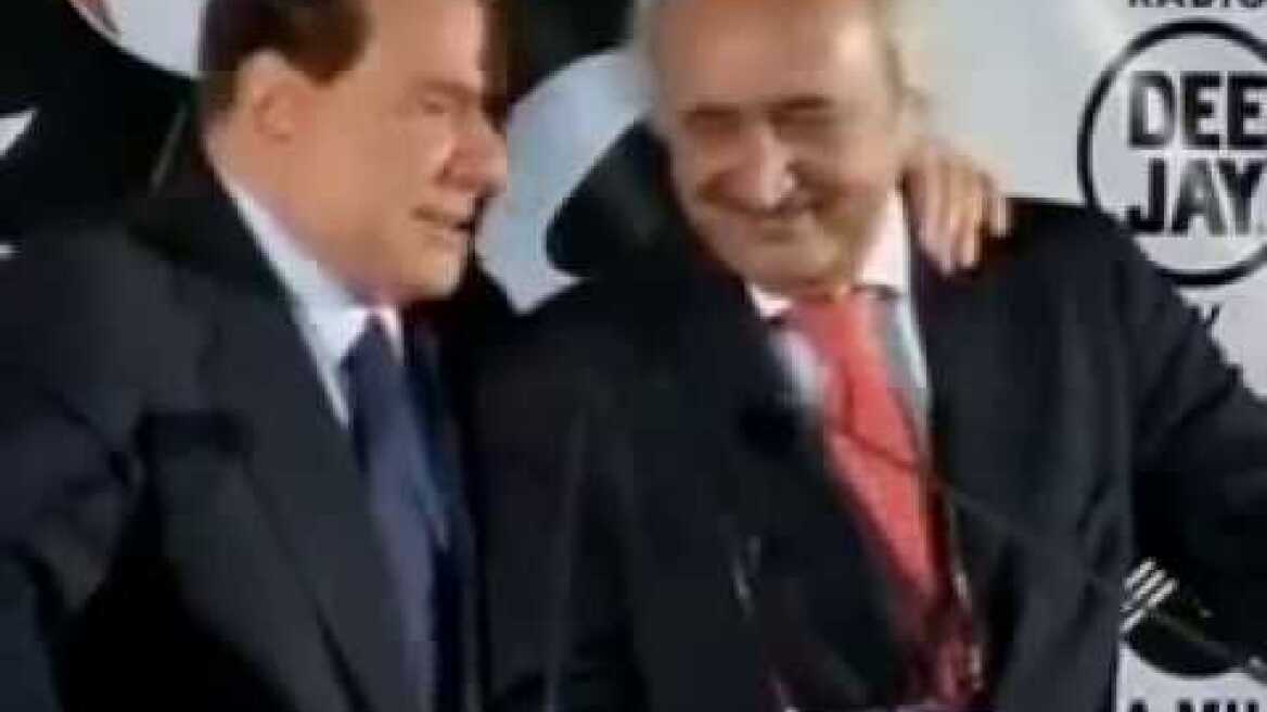 Berlusconi makes gay 'joke'