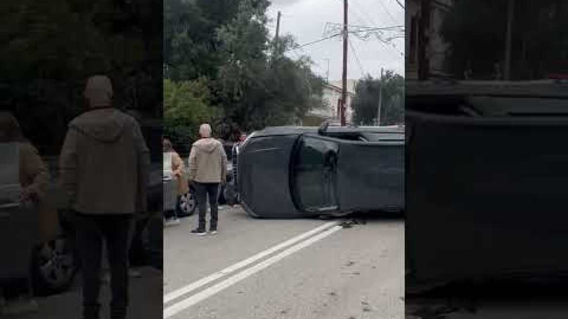 Τροχαίο με αυτοκίνητο στα Βριλήσσια (1)