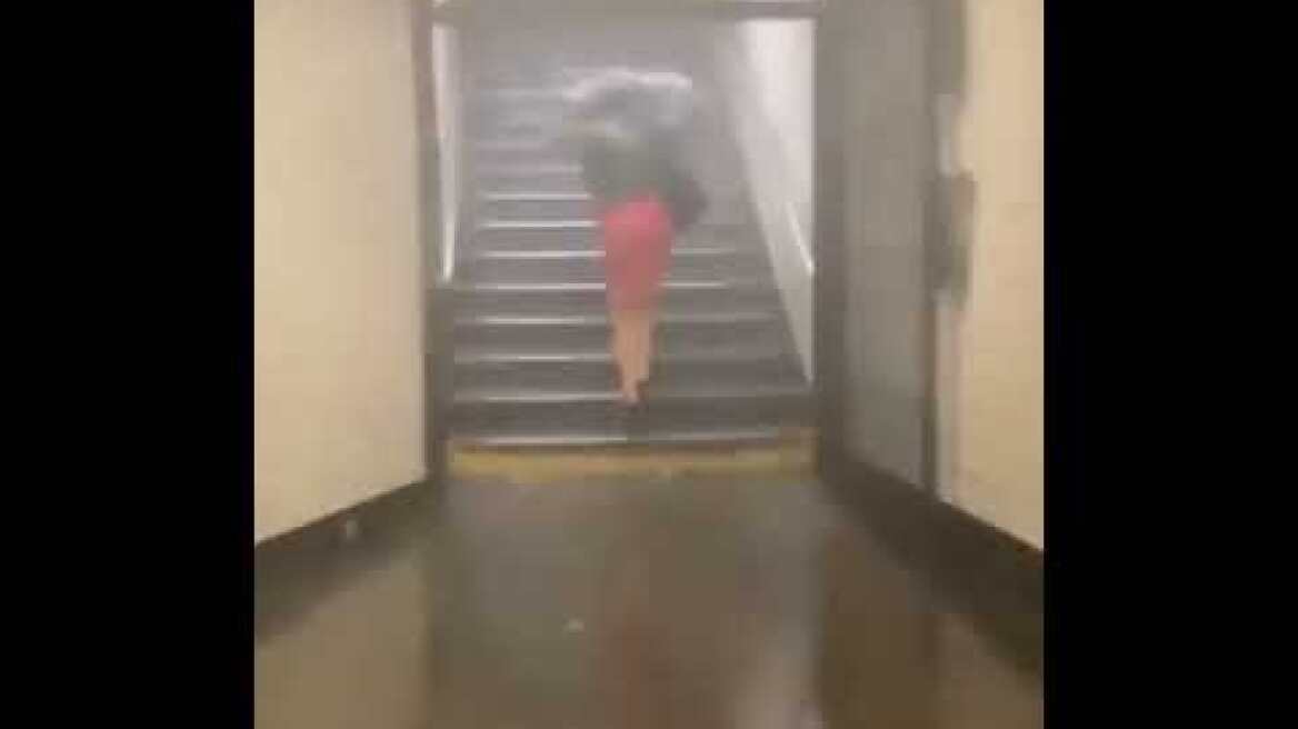 Νέα Υόρκη - Τυφώνας Χένρι 4