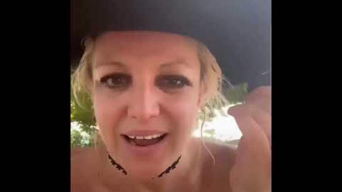 Britney takes her top off to ride a horse | Britney Spears |