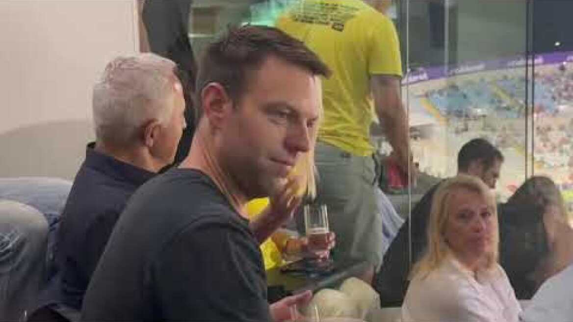 Ο Στεφανος Κασσελάκης στον φιλικό αγώνα ΑΕΚ- Ομόνοιας (1)