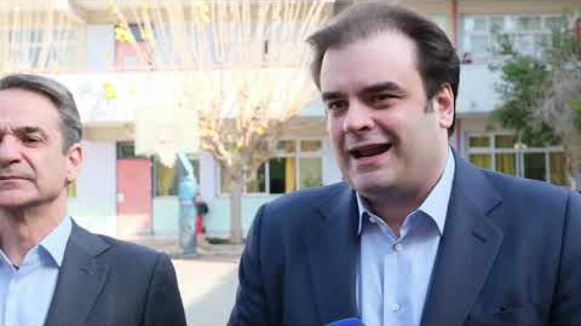 Επίσκεψη Μητσοτάκη στο 8ο δημοτικό Ν. Φιλαδέλφειας