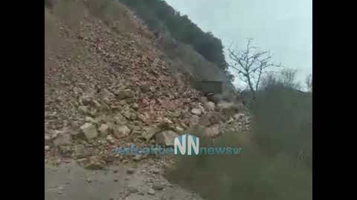 Nafpaktia news:Κατολίσθηση στα όρια   Δήμων Θέρμου - Ναυπακτίας