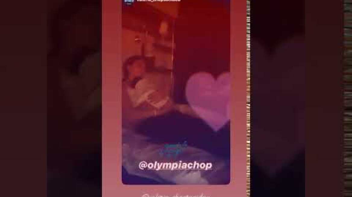 Η Ολυμπία Χοψονίδου με τη νεογέννητη κόρη της