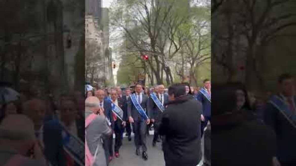 Κασσελάκης: Παρέλαση στην 5η Λεωφόρο της Νέας Υόρκης για την 25η Μαρτίου (3)