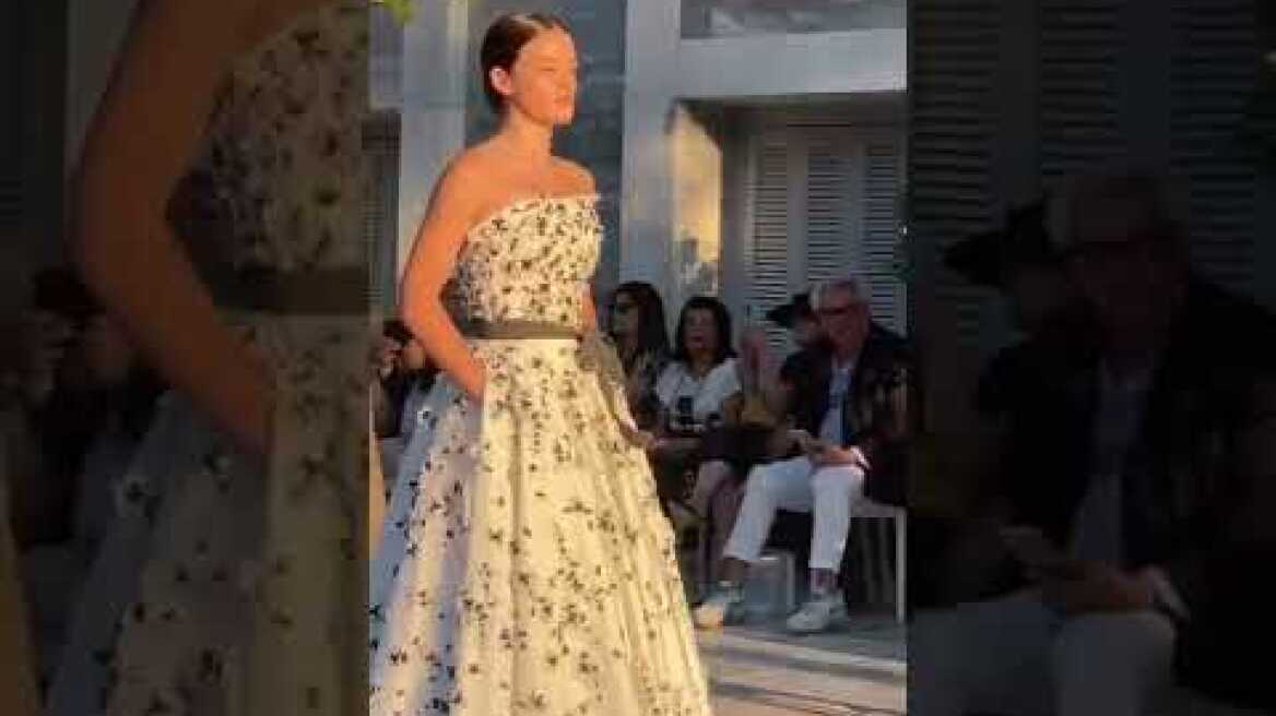 Η κόρη της Δωροθέας Μερκούρη έκανε το ντεμπούτο της στην πασαρέλα