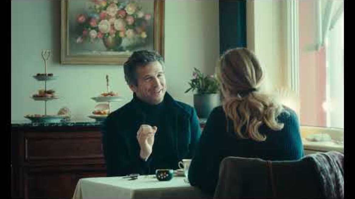 ΜΑΖΙ ΞΑΝΑ (HORS SAISON) Official Greek Trailer Rosebud 21