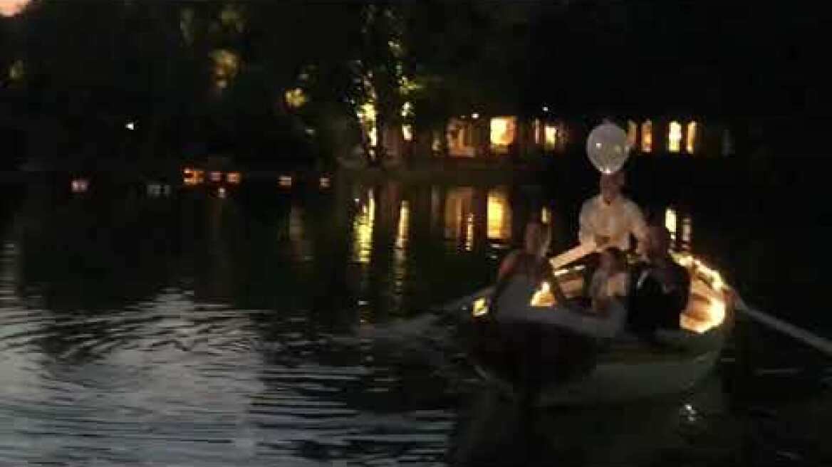 Στιγμιότυπα από το γάμο του Αντώνη Ρέμου με την Υβόννη Μπόσνιακ (1)