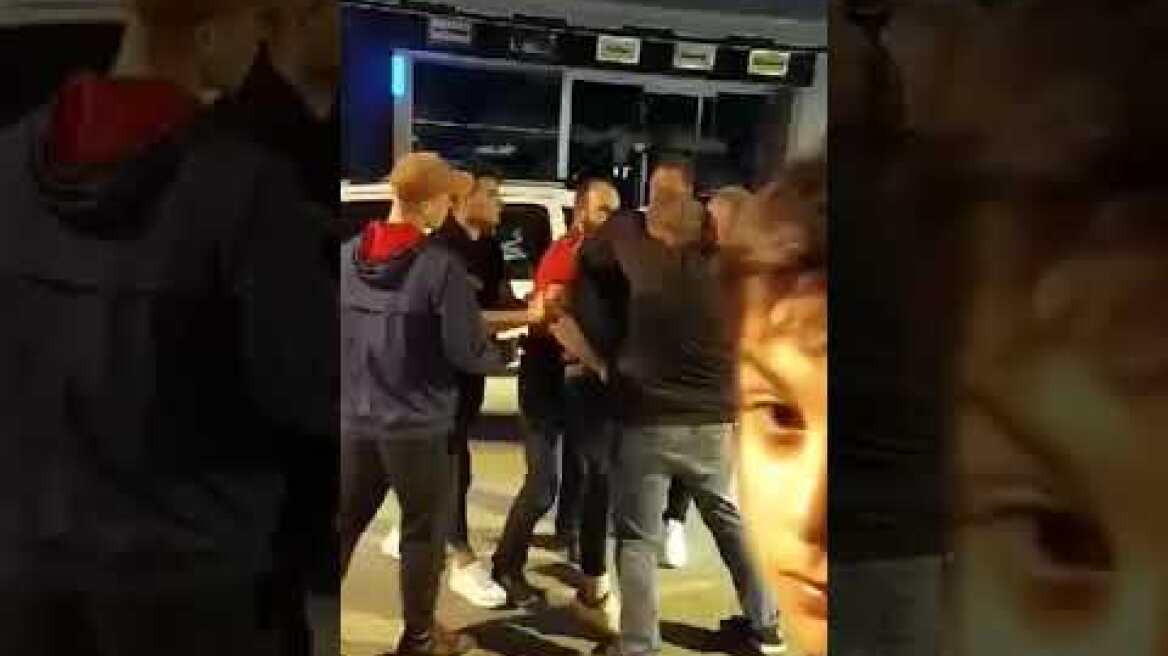 ΑΡΠΑΓΗ ΟΠΛΟΥ ΑΠΟ ΑΣΤΥΝΟΜΙΚΟ