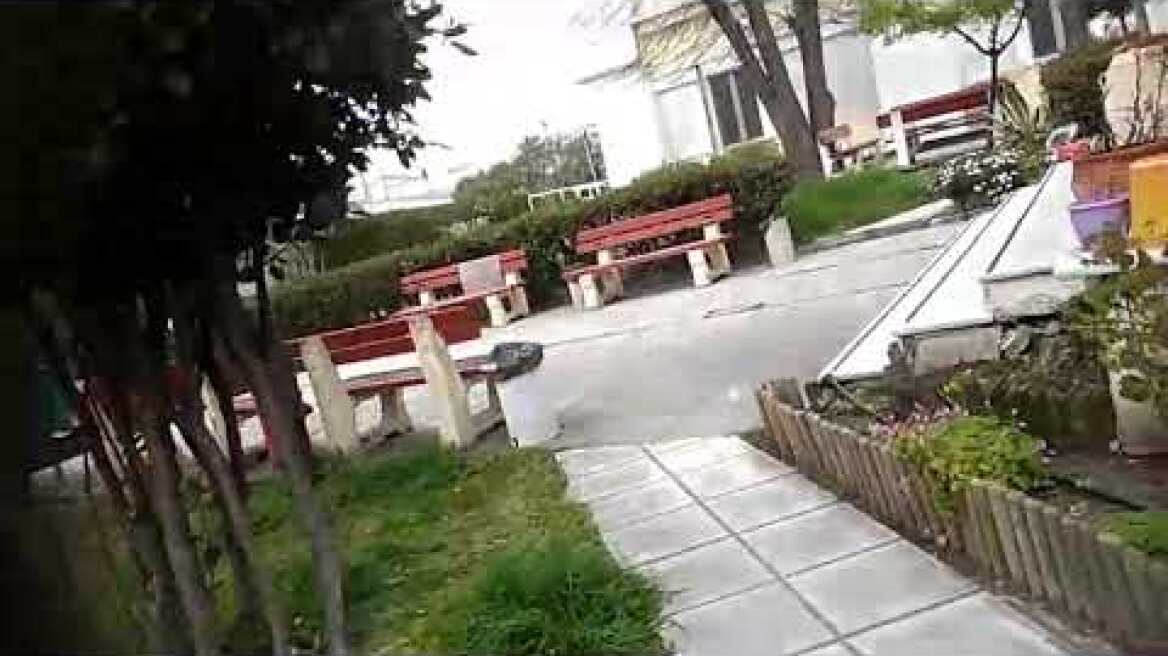 Θεσσαλινικη Κορωνοιος: Στήθηκαν οι πρώτες στρατιωτικές σκηνες 2