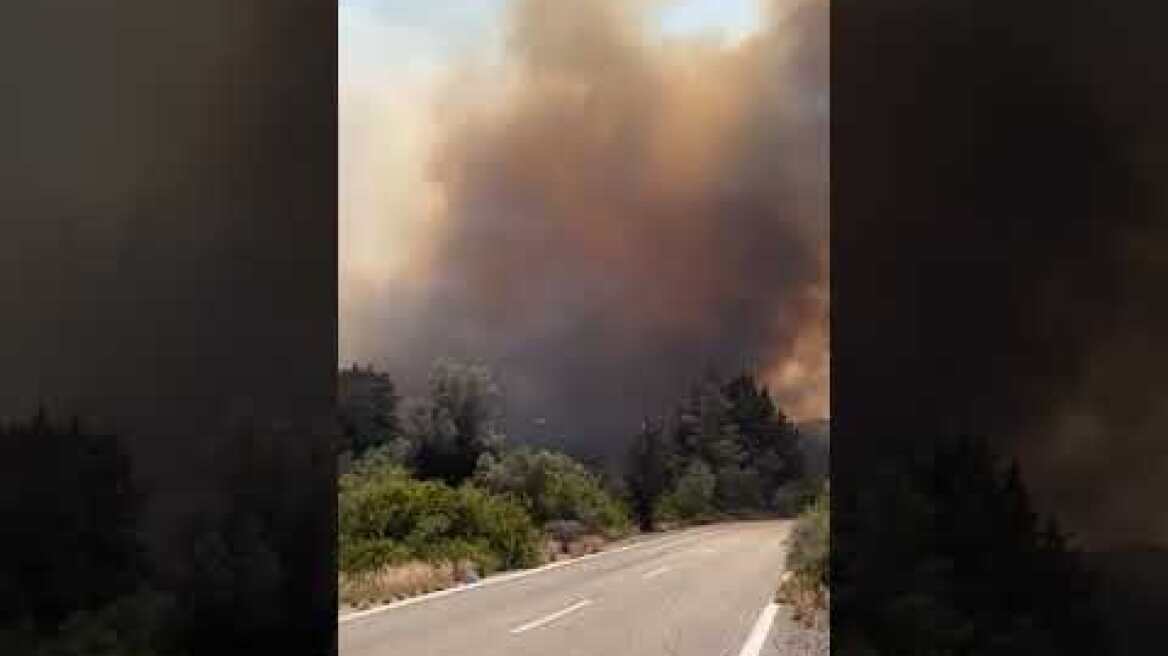 Γεννάδι Ρόδου: Μάχη με τις φλόγες