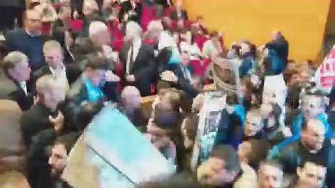 ΠΑΜΕ συνεδριο ΓΣΕΕ Καλαμάτα