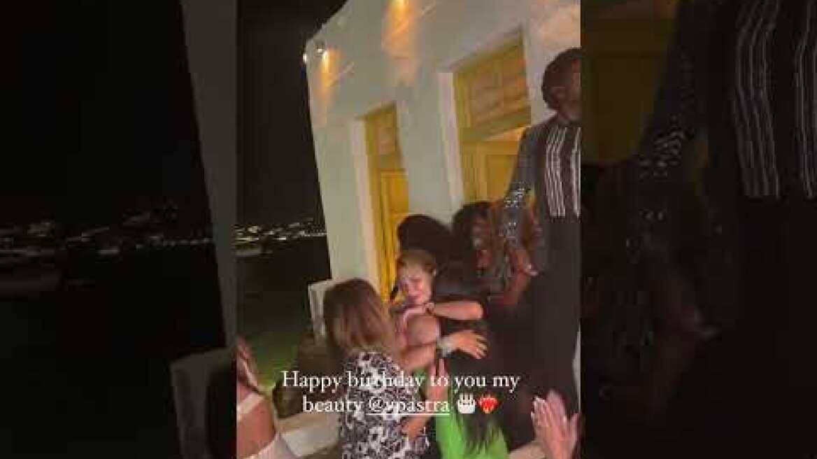 Ο ξέφρενος χορός της Ντέμι Μουρ στη Μύκονο