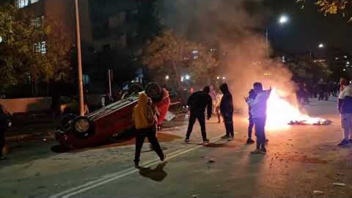 Οι Ρομά αναποδογύρισαν αυτοκίνητο