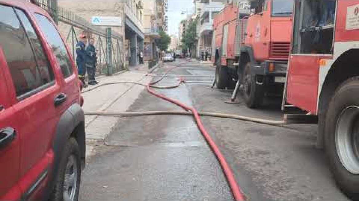 Μεταξουργείο: Φωτιά ξέσπασε σε εγκαταλελειμμένο κτήριο