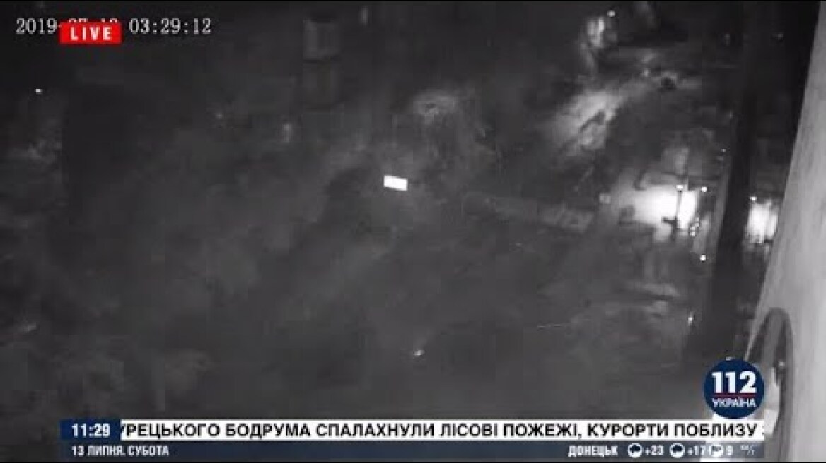 112 канал обстреляли из гранатомета: Видео с камер наблюдения
