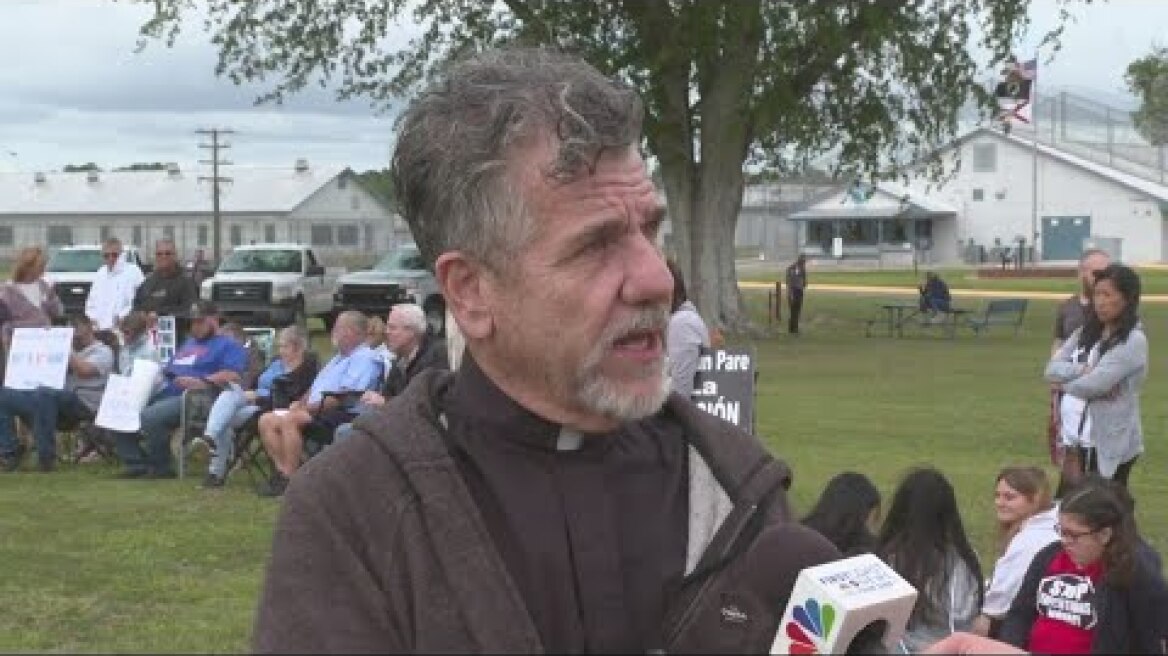 Florida protestors speak out against execution of 'ninja killer'