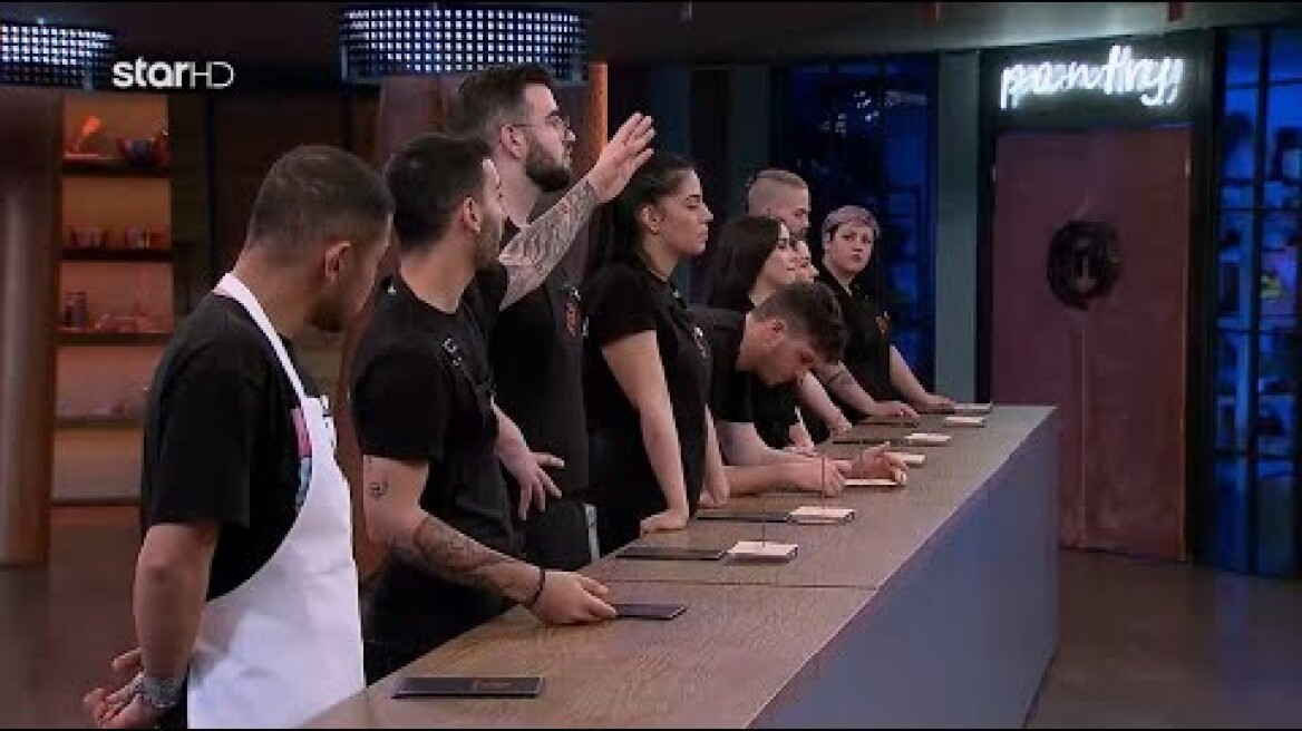 Ο Σταύρος δεν ήθελε να μαγειρέψει - Η αντίδραση της αντίπαλης ομάδας  | MasterChef 4