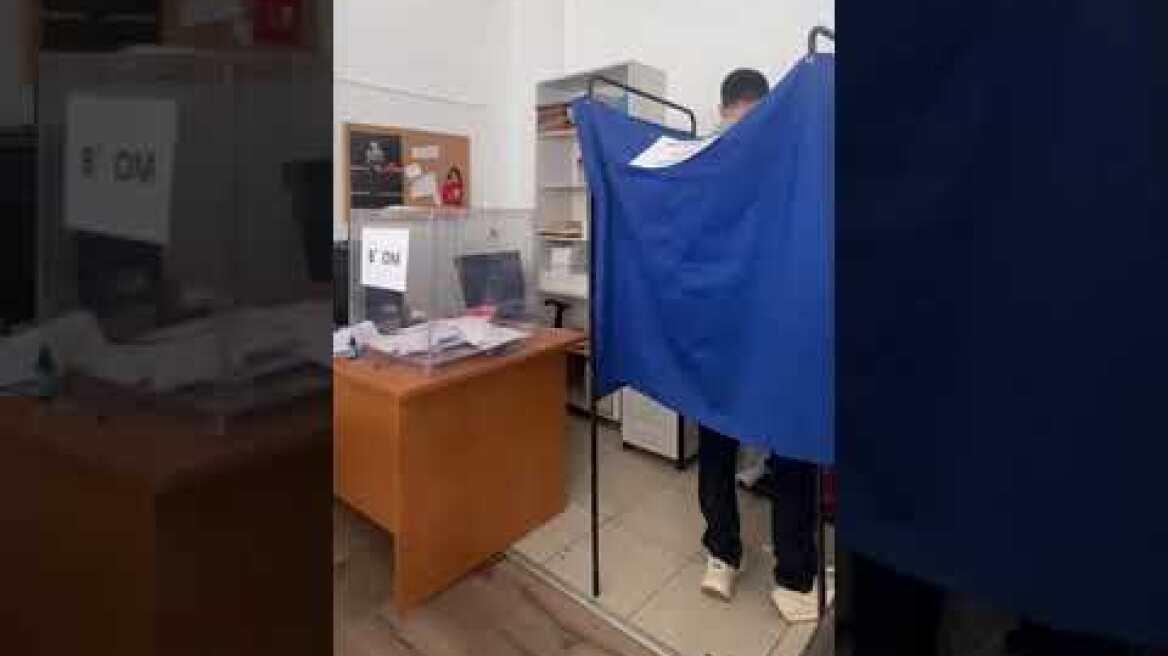 Ψηφίζουν στον ΣΥΡΙΖΑ για το ευρωψηφοδέλτιο (2)