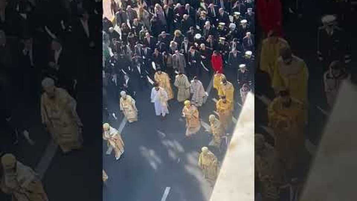 Λιτανεία του αγίου Σπυρίδωνα στον Πειραιά