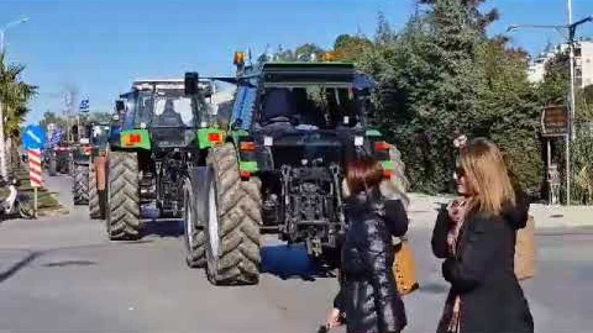 Αποχώρηση αγροτών από Περιφέρεια