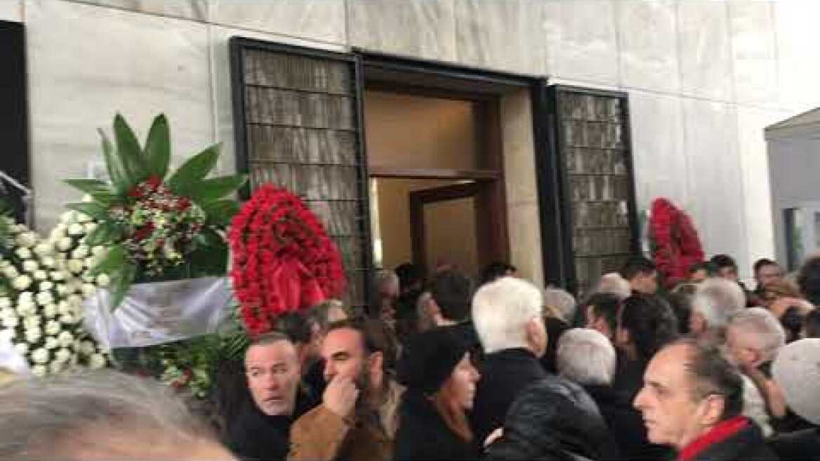 Κηδεία Θ. Μικρούτσικου 1