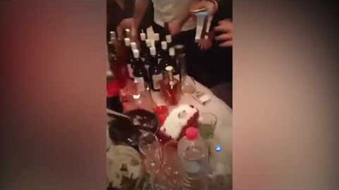 Κορωνοπάρτυ