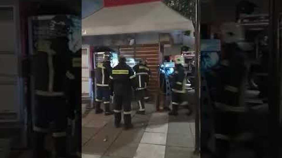 Thestival.gr Φωτιά σε περίπτερο στη Θεσσαλονίκη