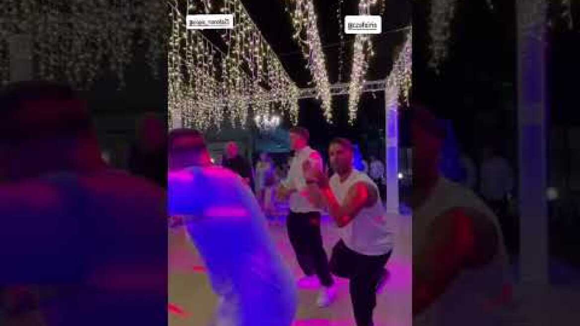 Παντρεύτηκε ο Μανώλης Σιώπης (2)